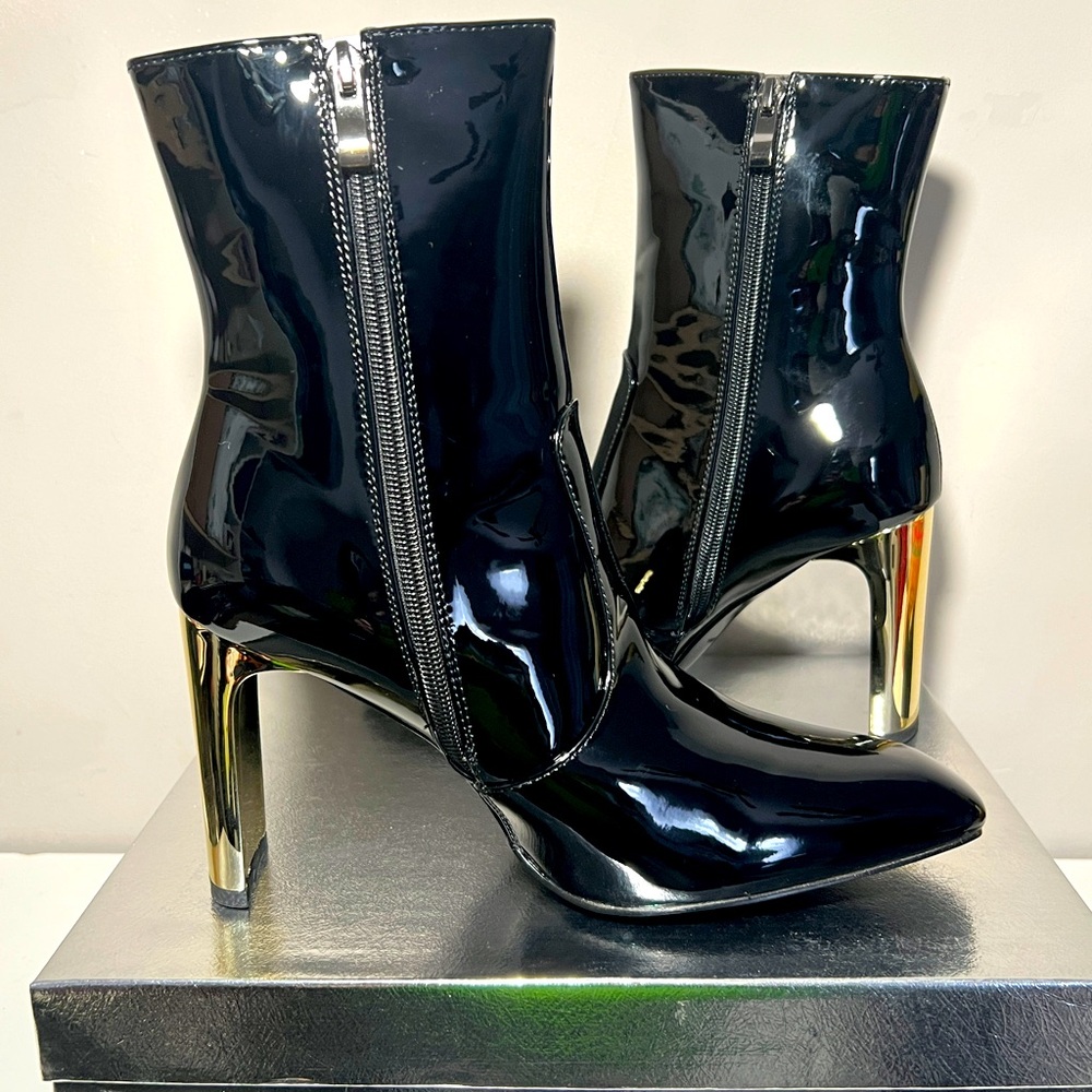 Chunky High Heel Black Patent Faux Leather Ankle Boots Size 8
